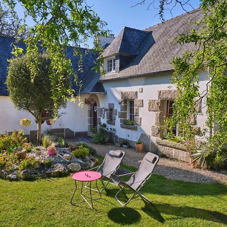 Les Roses Bed & Breakfast Santec Exterior photo
